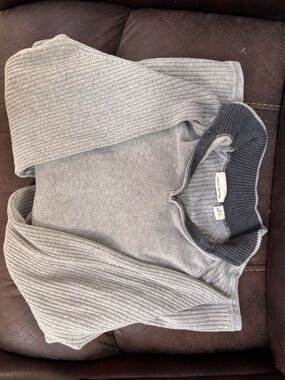 ⬇️⬇️⬇️ PRICE DROP‼️ DKNY Two-Tone Gray Ribbed Cowl Neck Sweater